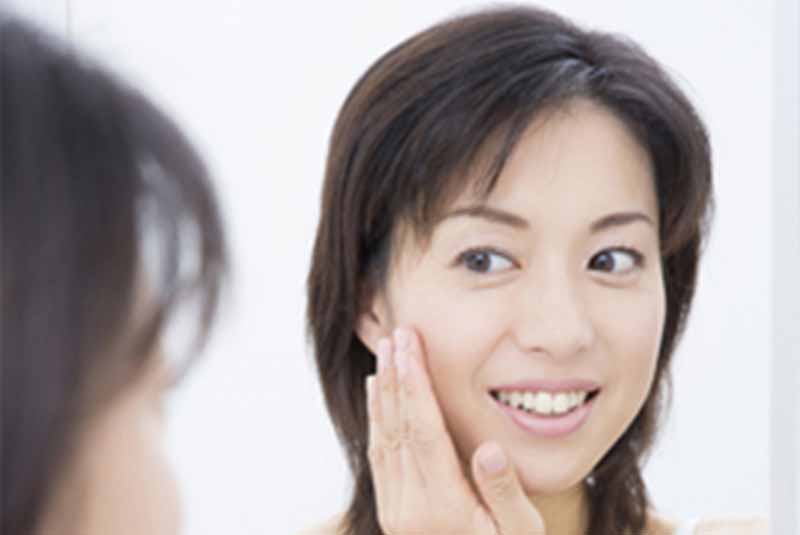 切り抜き美容女性